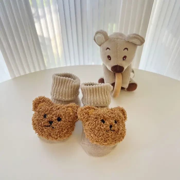 Chaussettes mi-tube ours en peluche de dessin animé, chaussettes de sol pour bébé, chaussettes de ma
