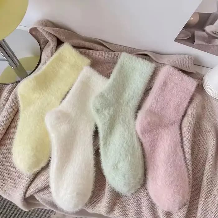 Chaussettes mi-tube épaisses pour femmes, chaussettes de couchage mignonnes, sourire de vison, lieu 