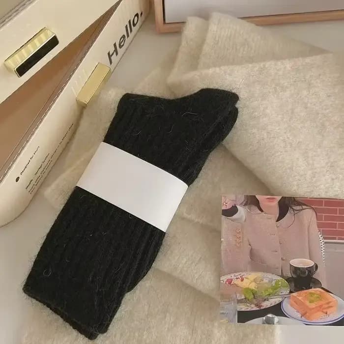 Chaussettes épaisses et chaudes en laine de cachemire pour femmes, Style japonais Harajuku, couleur 