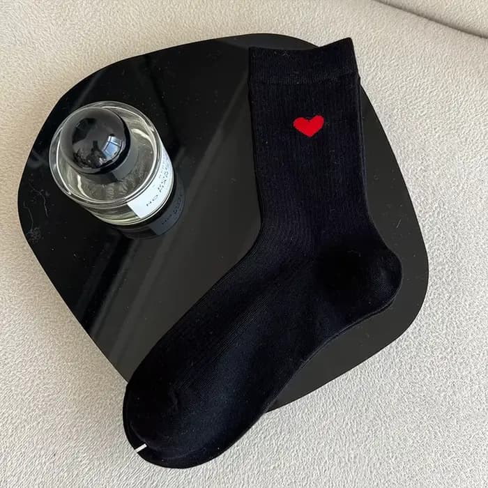 Chaussettes pour femmes coréen amour Simple polyvalent doux Kawaii mi Tube chaussettes confortable r