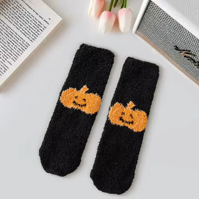 Chaussettes pour femmes Halloween drôle dessin animé Kawaii mignon sol chaud mi Tube chaussettes pou
