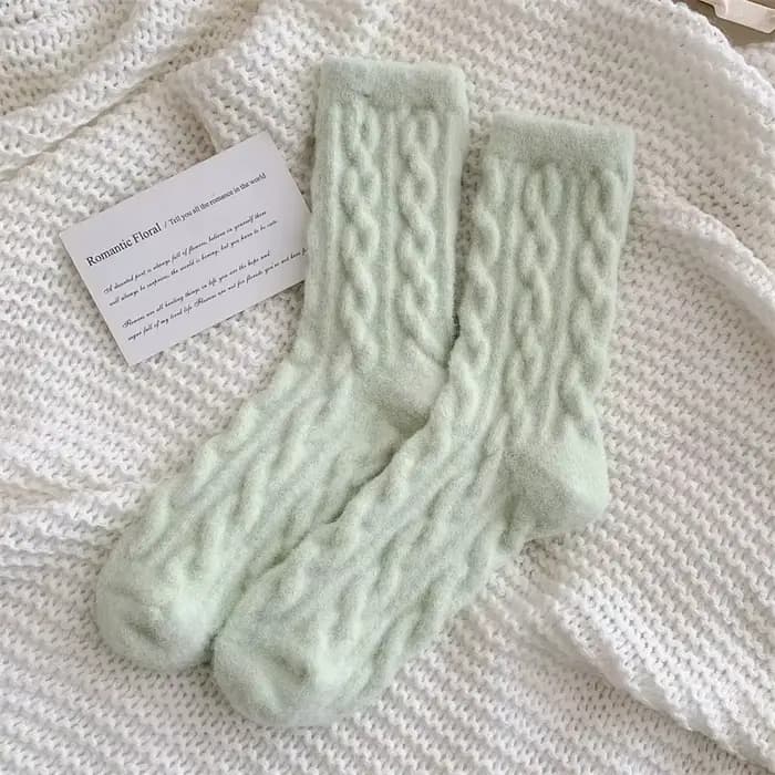 Chaussettes chaudes pour femmes, nouvelle mode japonaise d'hiver, chaussettes moelleuses de couleur 