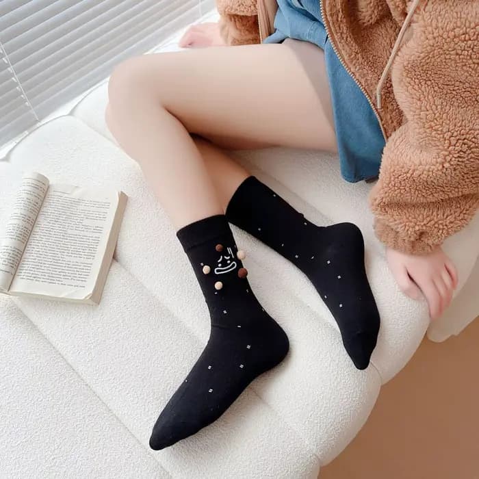 Chaussettes en coton pour femmes, broderie amusante, boule de poils, expression mignonne, mi-tube, t