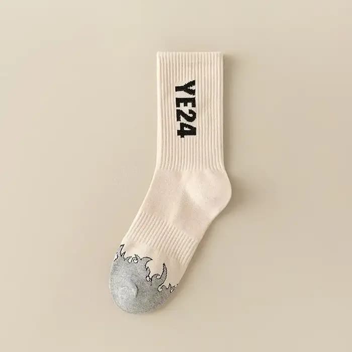 Chaussettes de sport unisexes en coton YE24, chaussettes décontractées pour femmes, mode Street Sox,