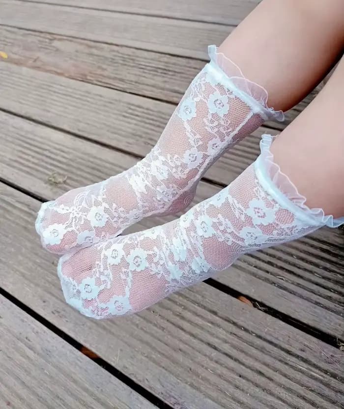 Chaussettes hautes en dentelle pour filles, longues, douces, à volants, princesse, mignonnes, blanch
