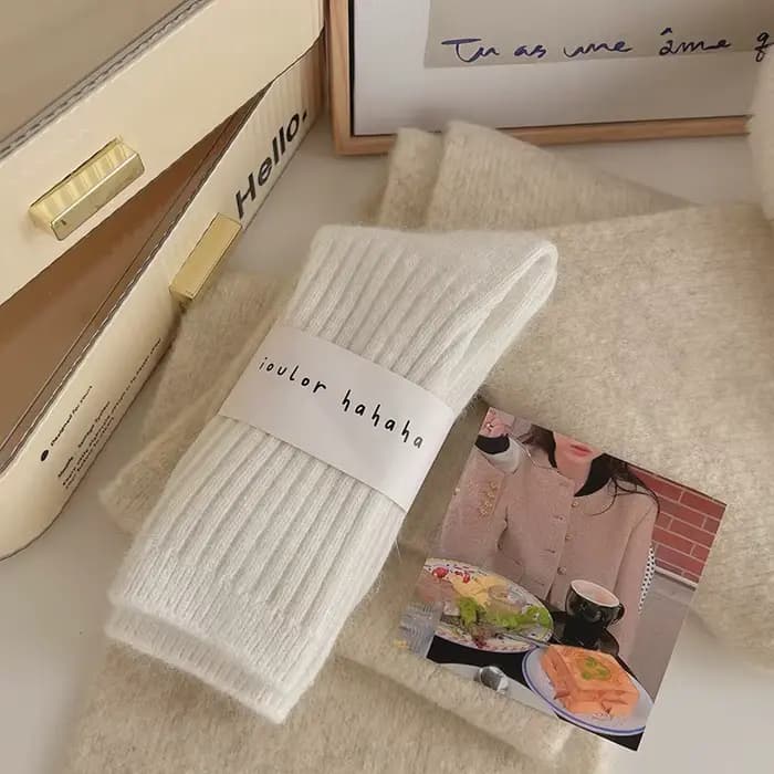 Nouvelles chaussettes d'hiver femmes cachemire laine épaissir chaud femmes chaussettes Sox mode japo