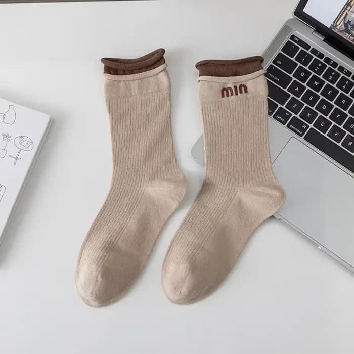 Chaussettes tendance mi-mollet pour femmes, Ankara rouge, Double tricot, pile lettre Ins, bloc de co