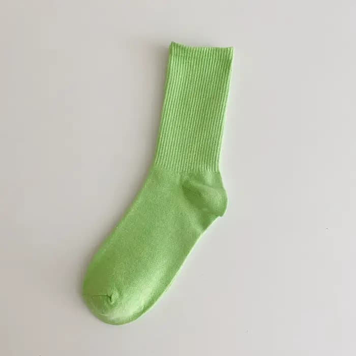 1 paire de chaussettes vertes pour femmes, couleur bonbon, Tube moyen, unisexe, décontractées, en co