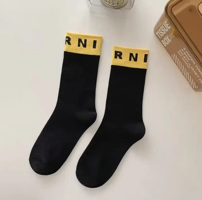 Chaussettes de sport à imprimé alphabet, pur coton, confortables, douces, fines, respirantes, décont