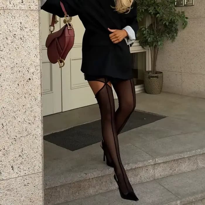 Collants ligne noire Sexy pour femmes, maille transparente ajourée, bas Streetwear, nouvelle collect