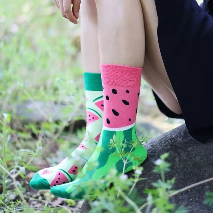 Chaussettes florales amusantes pour femmes