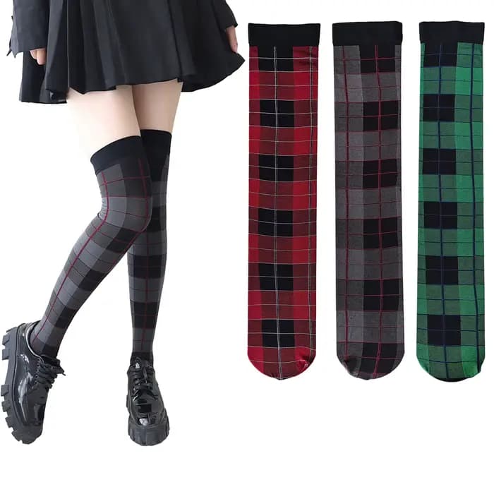Chaussettes pour femmes en nylon 50D, rouge et noir, motif écossais audacieux, chaussettes opaques à motif écossais, longueur totale 55 cm