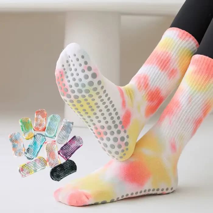 Chaussettes de Yoga femmes coton teint par nouage Silicone antidérapant Pilates Grip Crew chaussette
