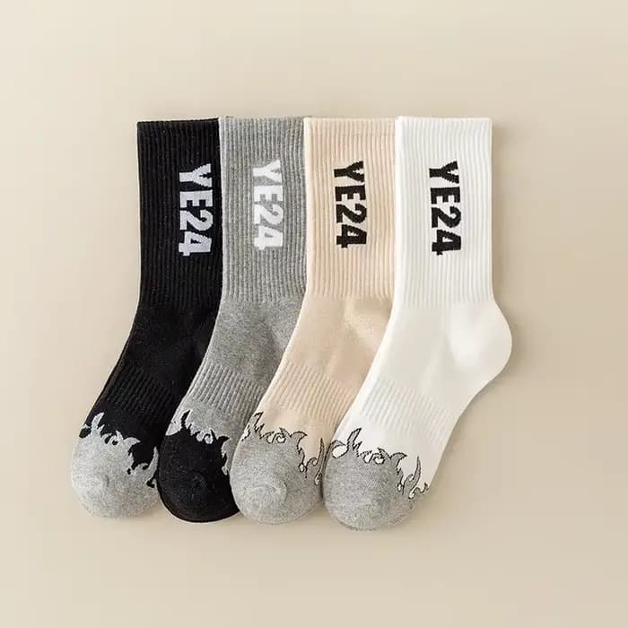 Chaussettes de sport unisexes en coton YE24