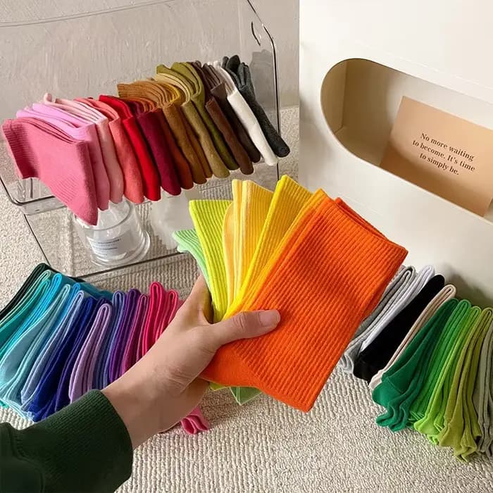 1 paire de chaussettes couleur bonbon