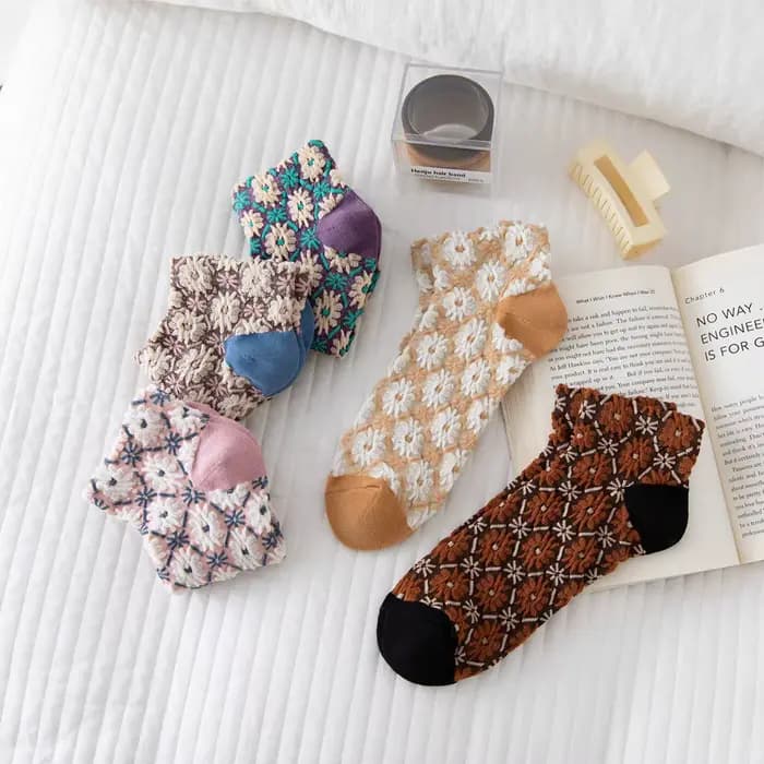 Chaussettes en coton doux pour femmes