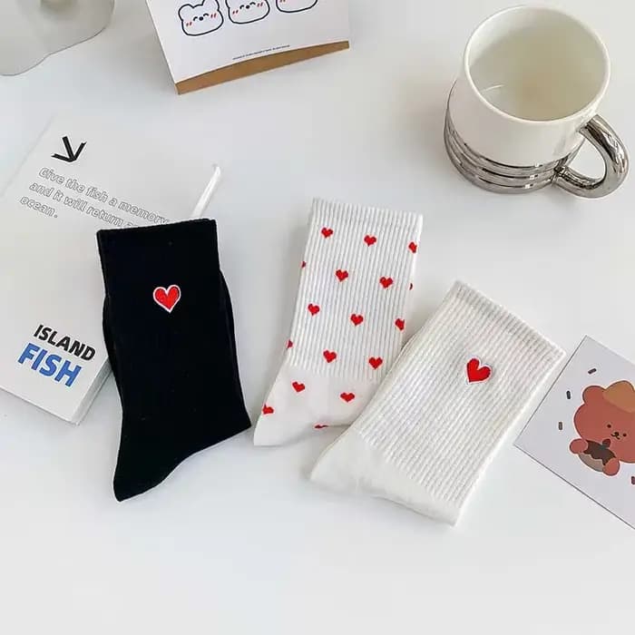Chaussettes courtes brodées Love pour femmes