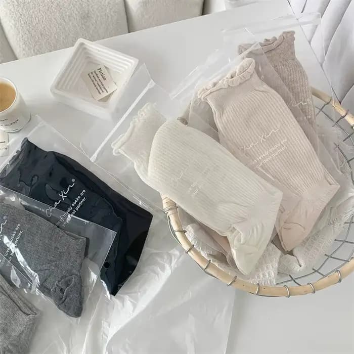 Chaussettes respirantes en maille fine pour femmes