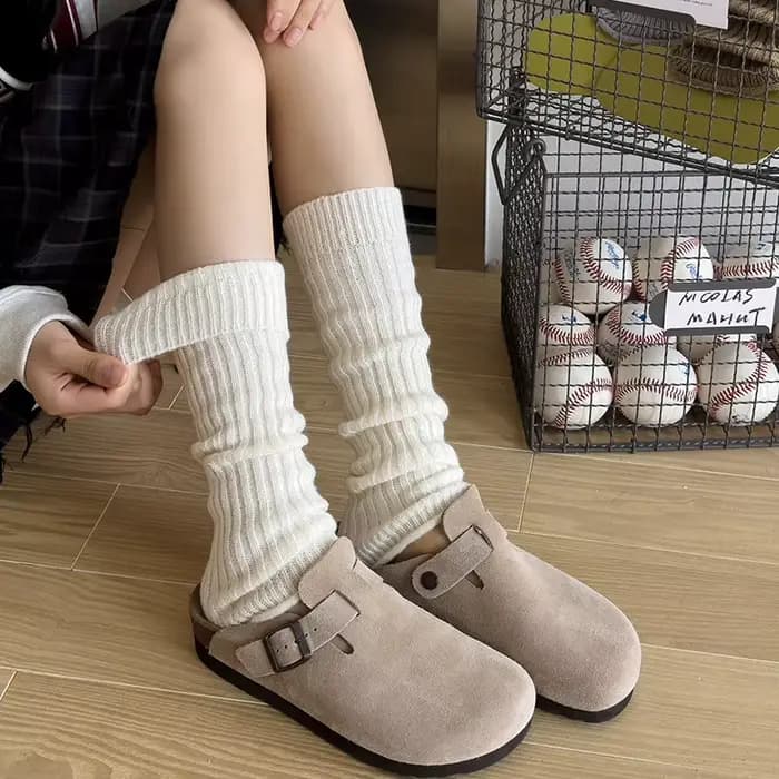 Chaussettes mi-mollet mi-longues pour femmes