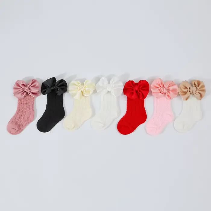 Chaussettes longues évidées pour nouveau-né