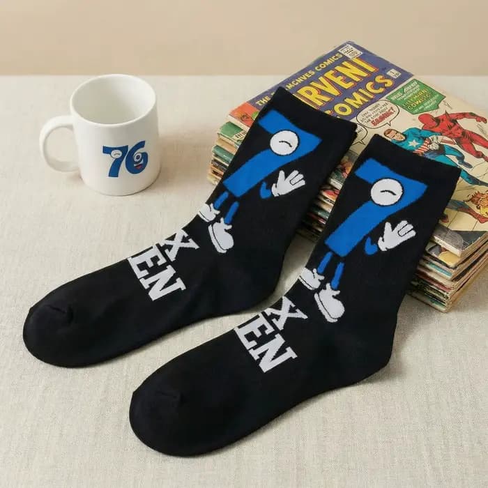 Nouvelle Arrivée Transfrontalière 67 Chaussettes mi-mollet pour hommes à motifs de dessins animés et lettres amusantes