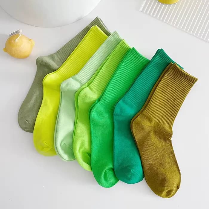 1 paire de chaussettes vertes pour femmes