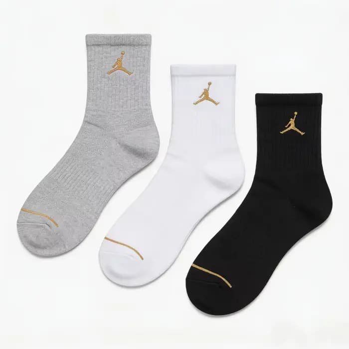 Chaussettes de basket-ball Nike : AJ Jordan Triple Pack Chaussettes mi-mollet pour hommes et femmes – Respirantes et anti-humidité SX5545-915