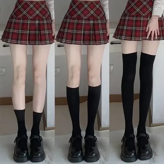 Chaussettes longues de couleur unie