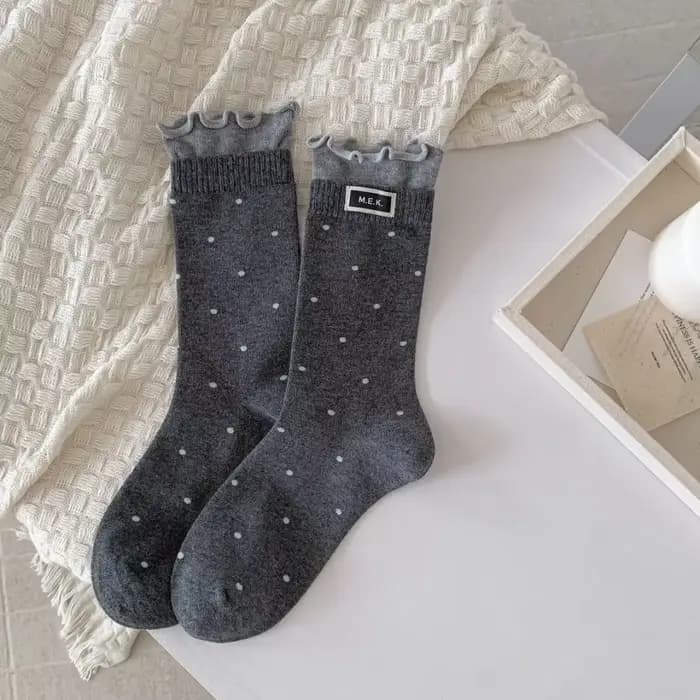 Chaussettes mi-hautes pour femmes