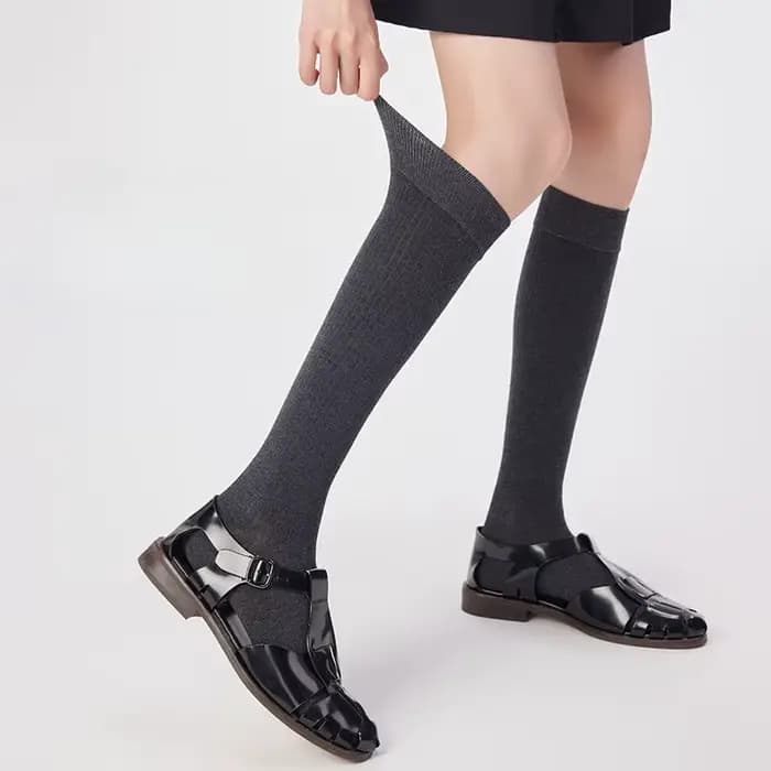 Chaussettes hautes en laine rayées pour femmes