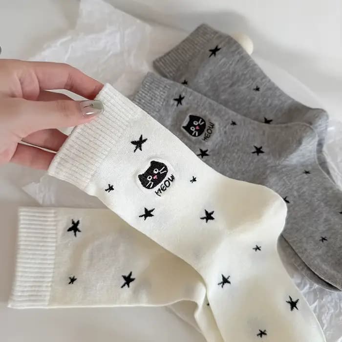 Chaussettes tendance pour femmes