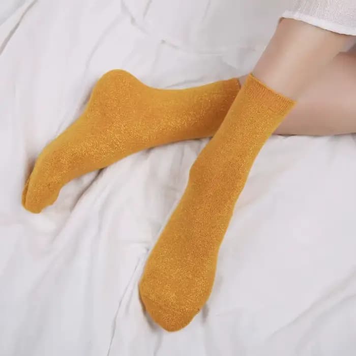 Chaussettes fines en soie brillante