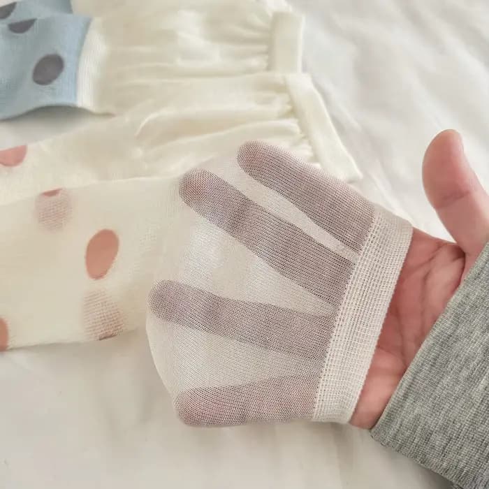 Chaussettes fines et longues pour femmes