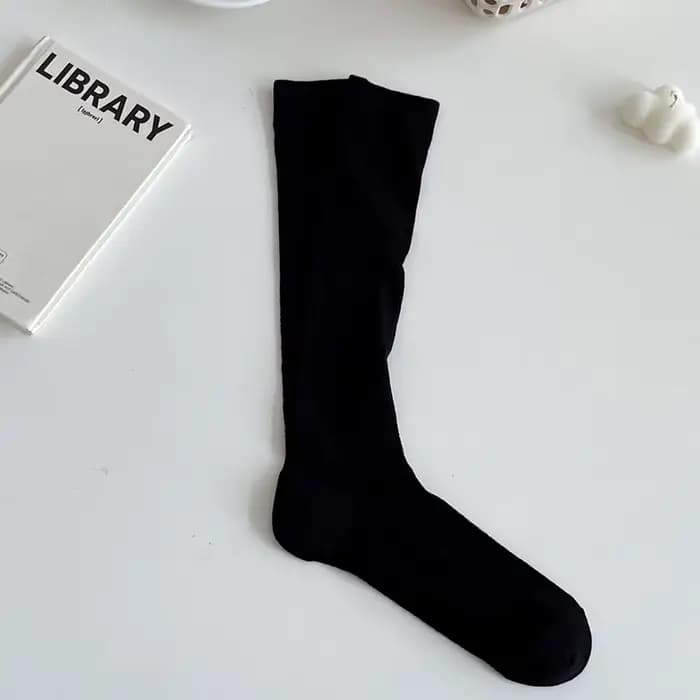 Chaussettes mi-mollet pour femmes