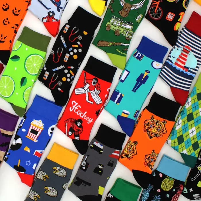 Chaussettes d'hiver colorées pour hommes et femmes, en coton peigné, douces, chaudes, amusantes et heureuses, longues, robe d'affaires