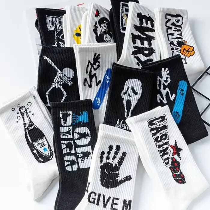 Chaussettes blanches Happy Crew pour femmes, chaussettes en coton, mode japonaise, graffiti à l'encre, hip hop, Harajuku, nouveauté, art drôle