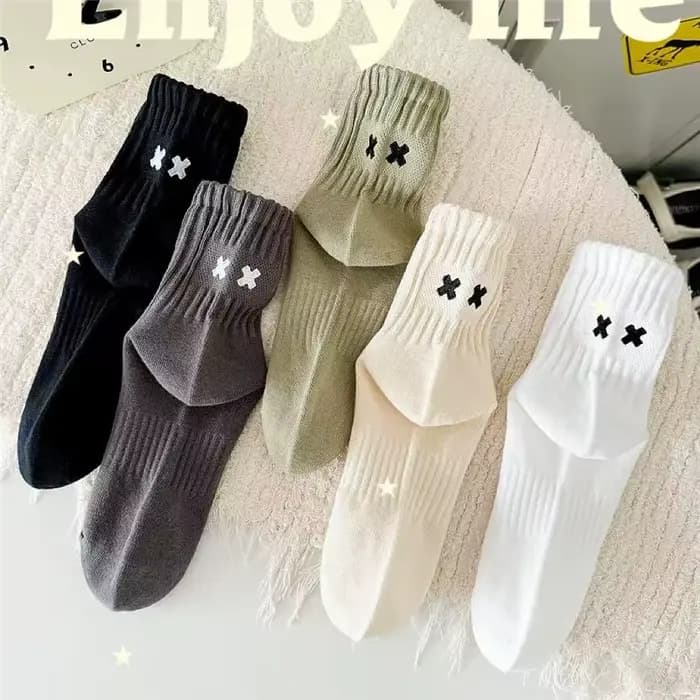 Chaussettes brodées pour hommes