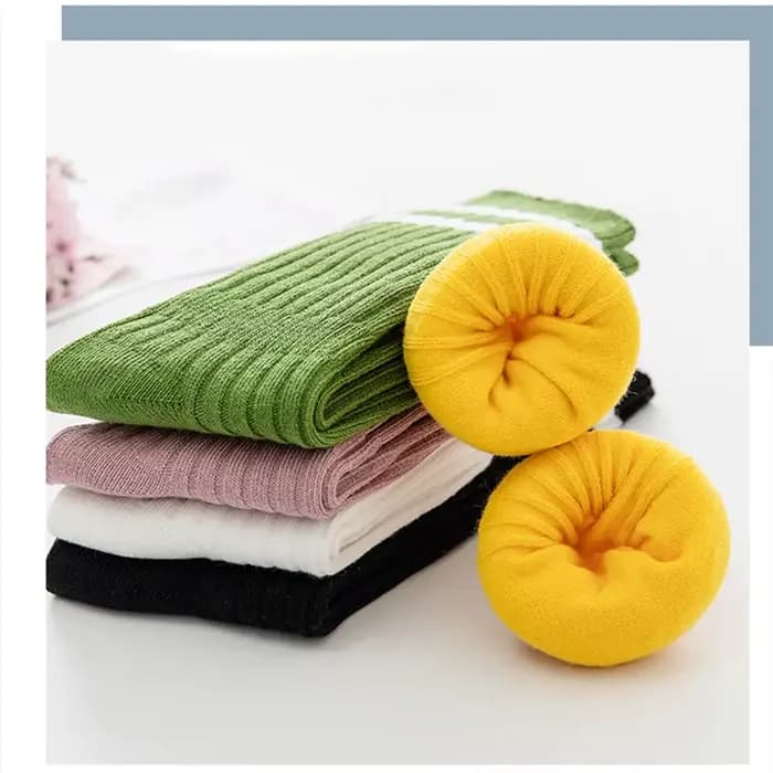 1 paire de chaussettes pour enfants