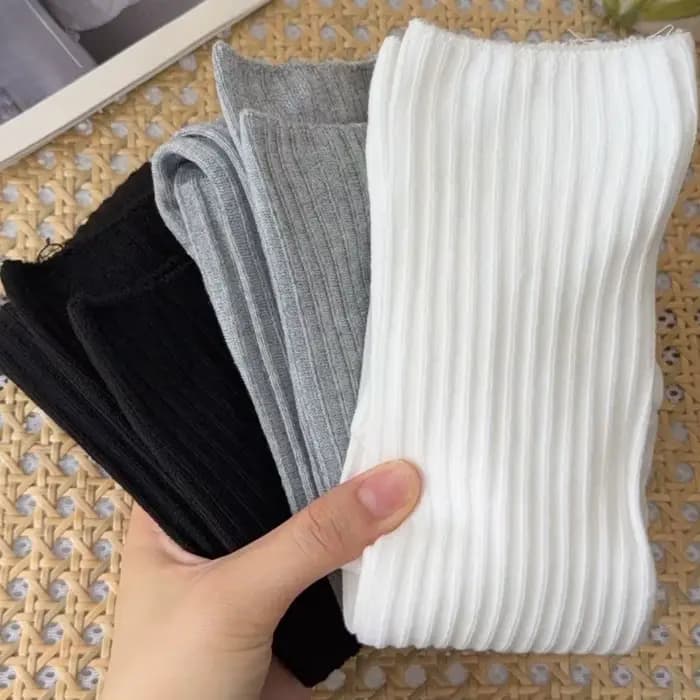 Nouvelles chaussettes en laine pour femme