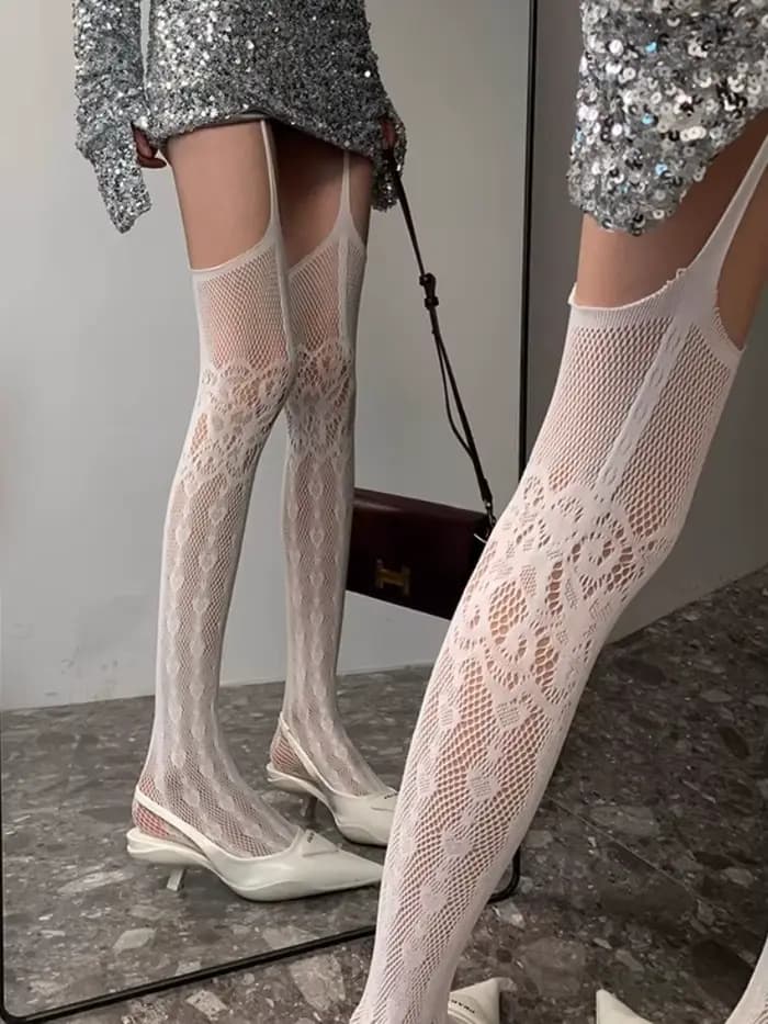 Chaussettes à bretelles en résille en dentelle ajourée pour femmes