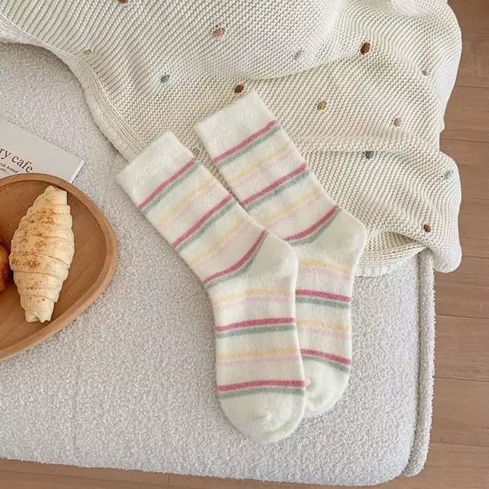 Chaussettes en laine épaissie pour femme