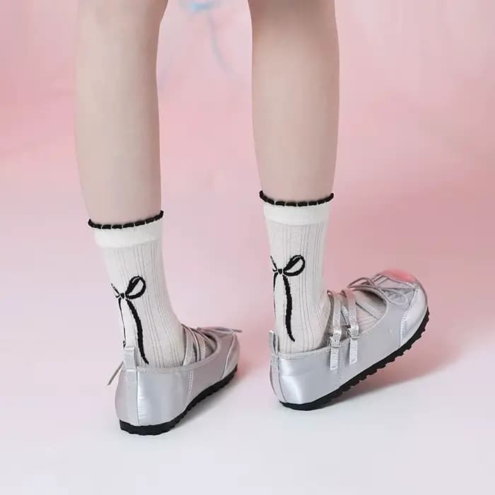 Chaussettes mi-tube respirantes pour femmes