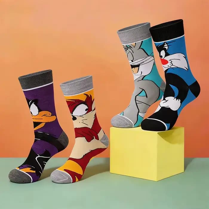 Chaussettes de sport décontractées classiques Bugs Bunny, Daffy Duck, Sylvester, personnages de dessins animés, chaussettes fantaisie personnalisées avec figurines d'anime