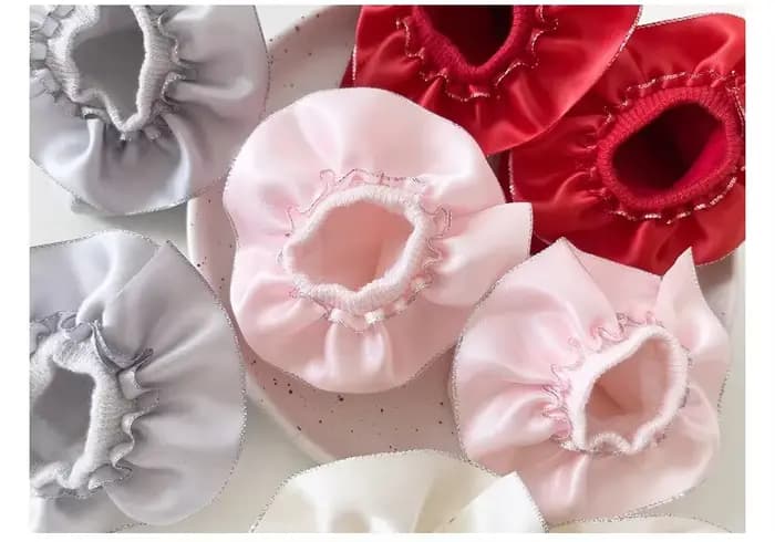 Chaussettes en dentelle avec nœud pour bébé