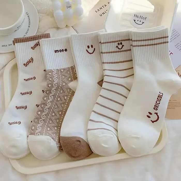 Chaussettes mi-tube à col rond pour femmes