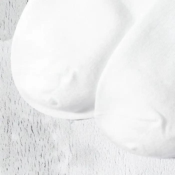 Chaussettes confortables et mignonnes de dinosaures de dessin animé à rayures vertes pour hommes et femmes