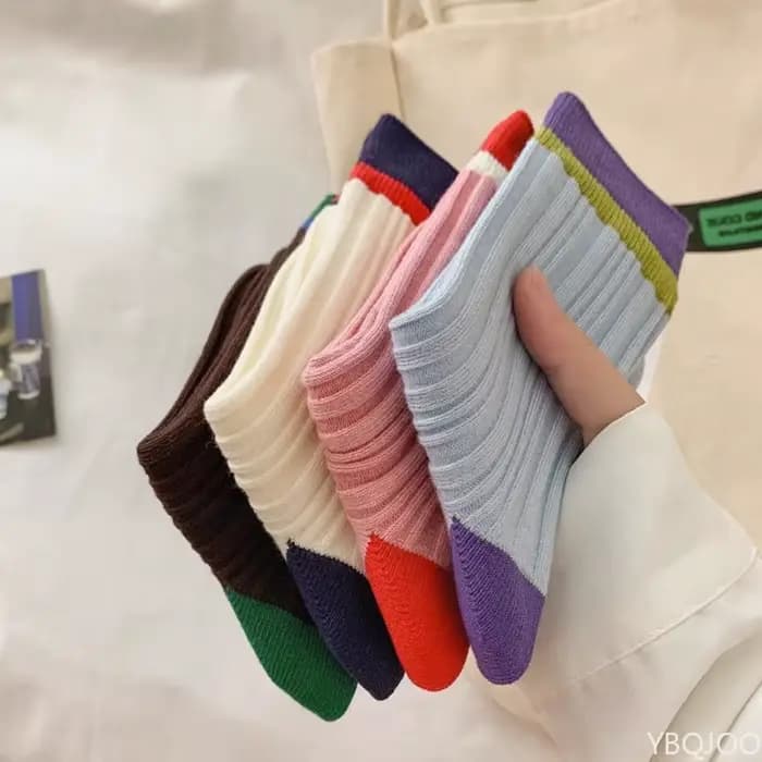 4 paires de chaussettes colorées et polyvalentes pour femmes, chaussettes vintage à rayures, chaussettes longues élastiques à la mode