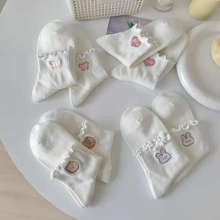 Chaussettes avec froufrous pour femmes