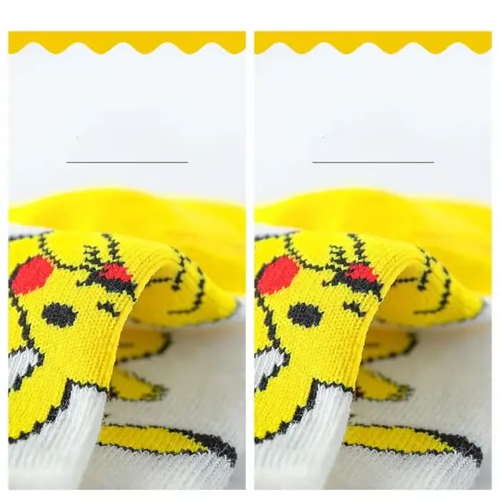 1 paire de chaussettes Pokemon