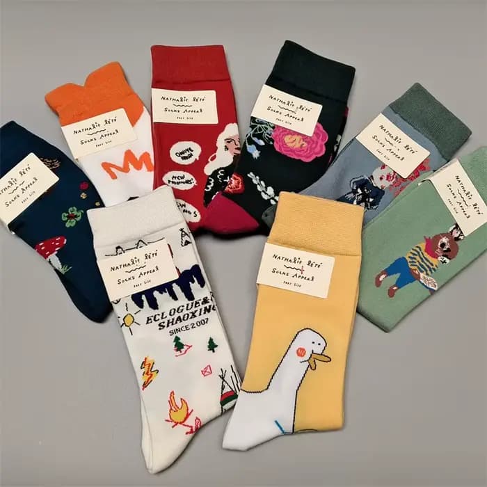 Chaussettes mi-mollet pour femmes
